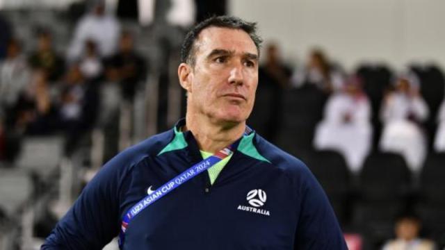 专访澳洲U22主帅：中澳机会均等 想见识六万人坐满