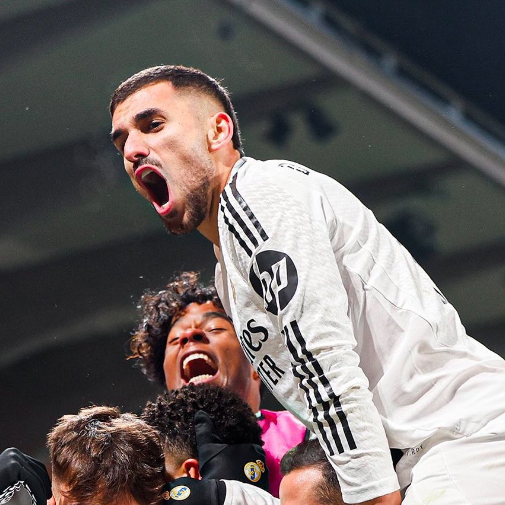 罗马诺：马赛嫌塞瓦略斯贵，想先租后买本菲卡中场弗洛伦蒂诺