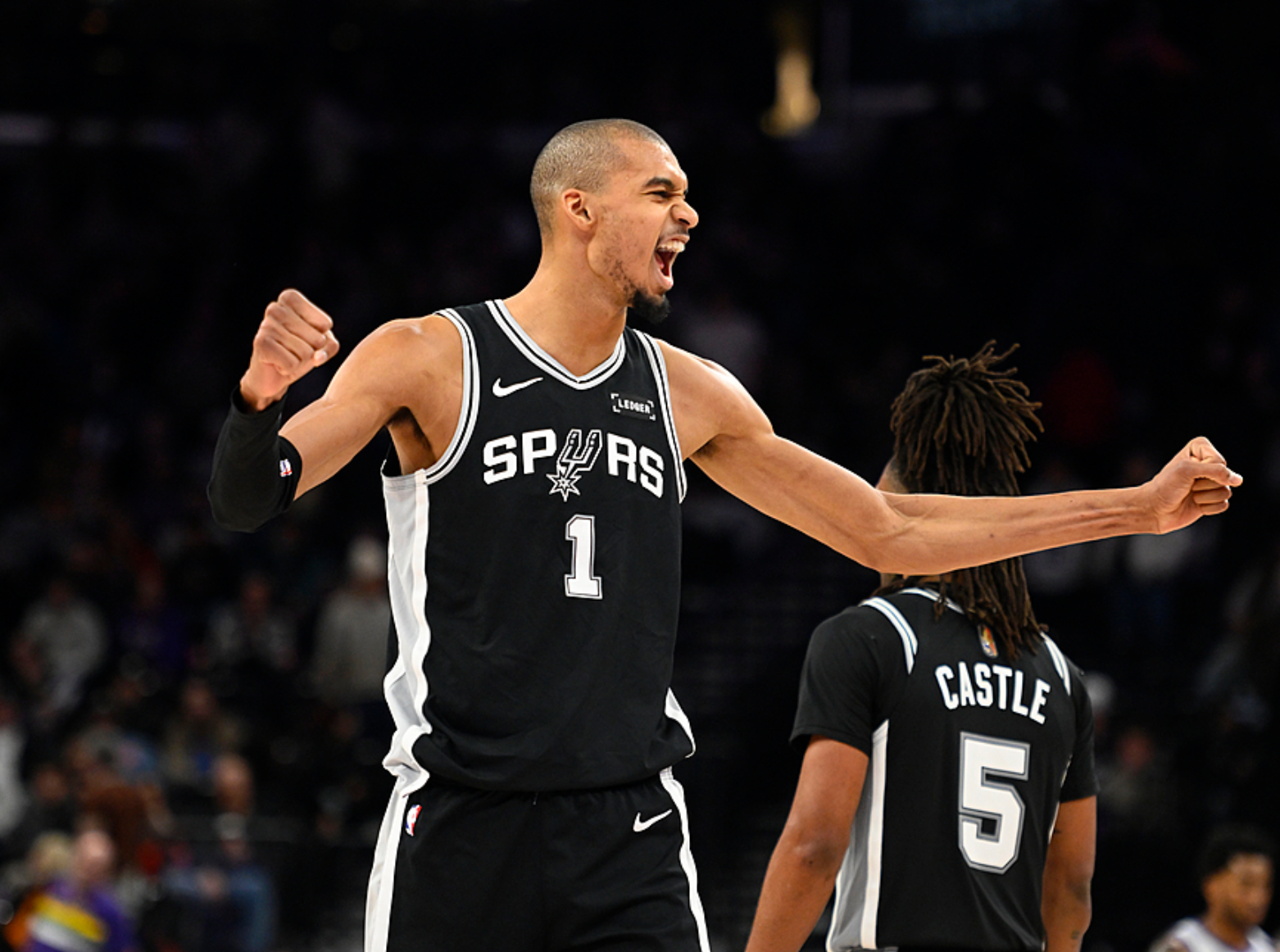 开云中国-西部排名又变了：快船创NBA奇迹，掘金收大礼，2队排名互换