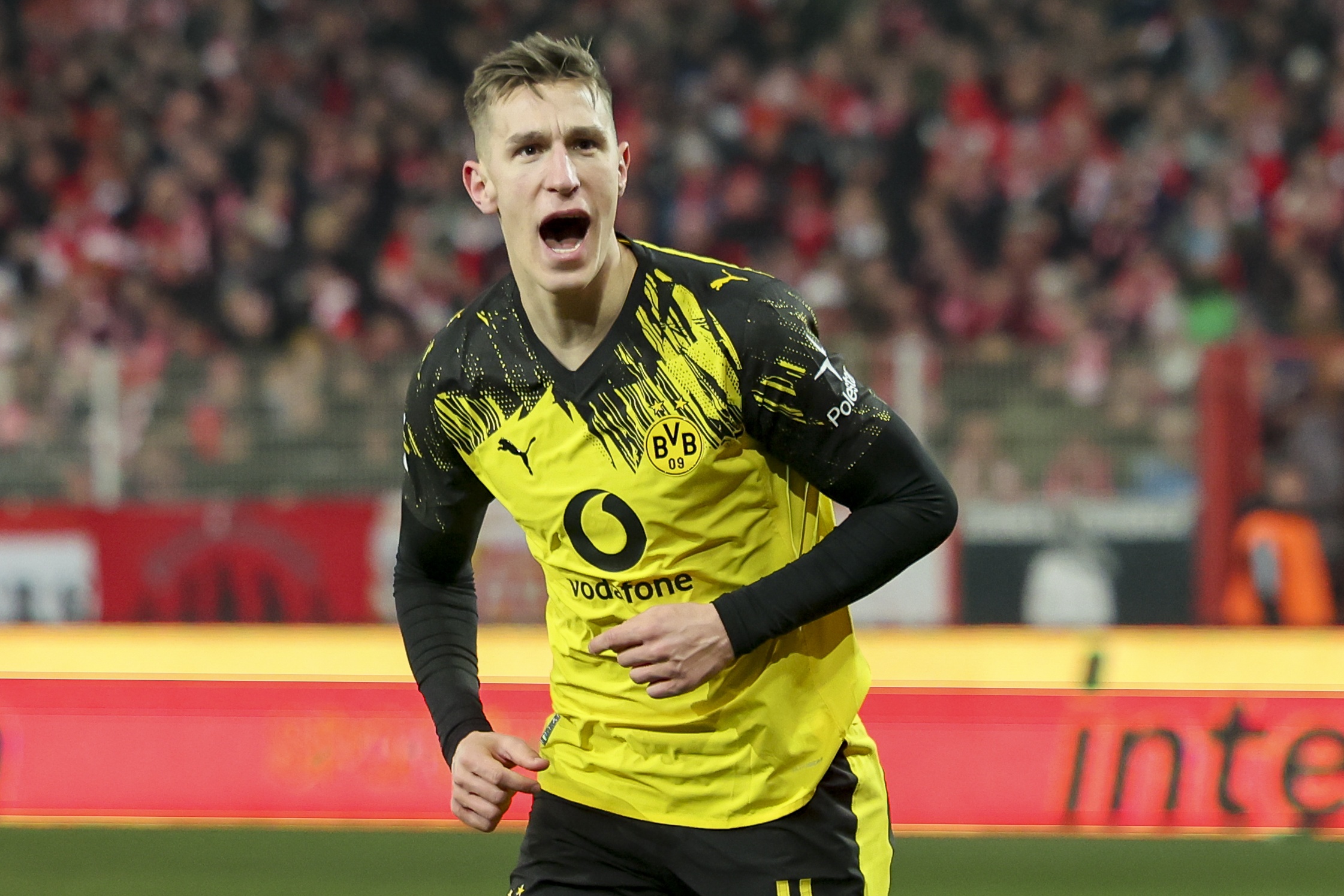 kaiyun-图片报：多特高层预计施洛特贝克不会迅速续约，谈判将进一步拖延